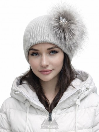 ����� ����