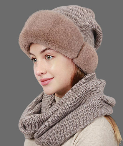 Вязаные комплекты женские